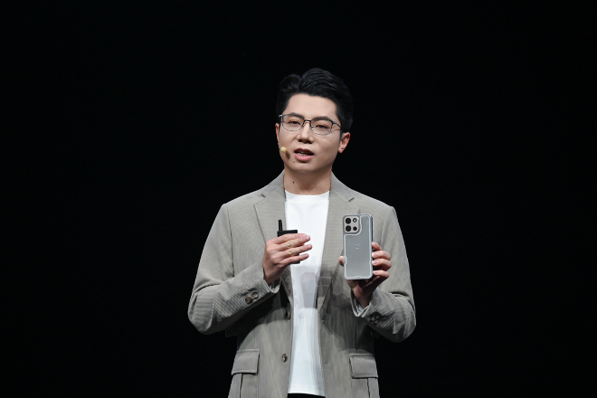 一加全新 Turbo 6 系列正式发布，首销优惠价1699元起