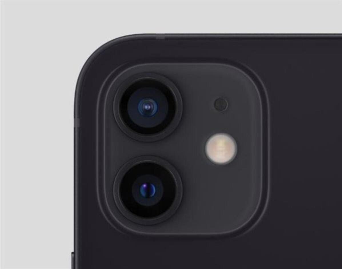 新一代iPhone终于摸到安卓脚后跟了！无遗憾了