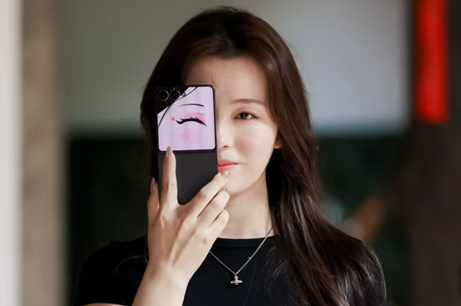 三星Galaxy Z系列影像沙龙在深圳举行，折叠旗舰以AI影像重塑创作体验