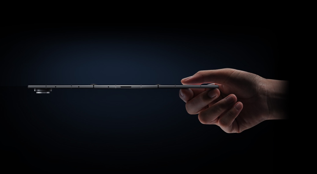 三星首款三折叠旗舰Galaxy Z TriFold，国内售价19999元起！